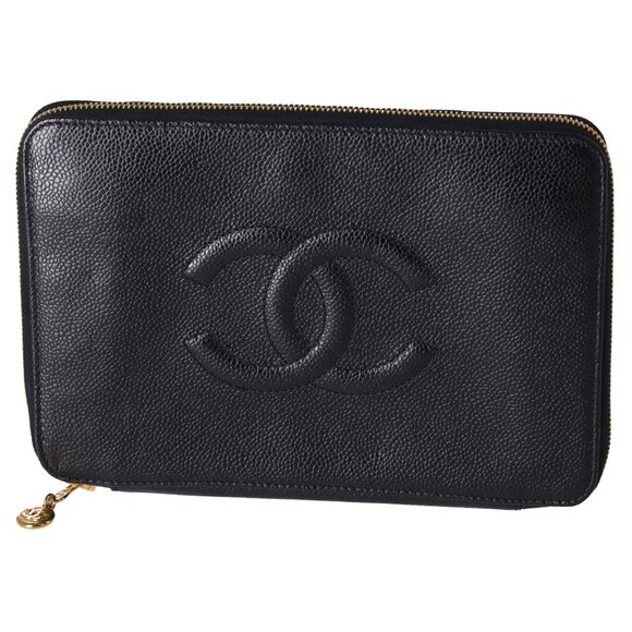 CHANEL CC Logo Pouch Black Caviar Leather - Picture 1 of 9